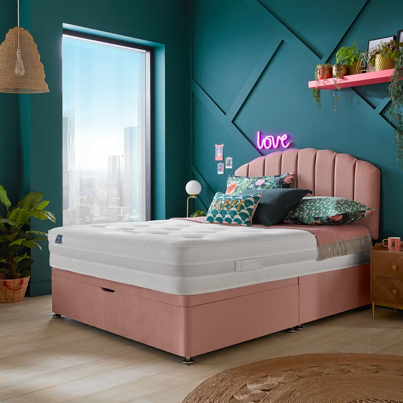 Silentnight Geltex Luxe Pillowtop Mattress with Mirapocket 2000 and 2-Drawer Divan Base Silentnight Geltex Luxe Pillowtop Mattress with Mirapocket 2000 and 2-Drawer Divan Base