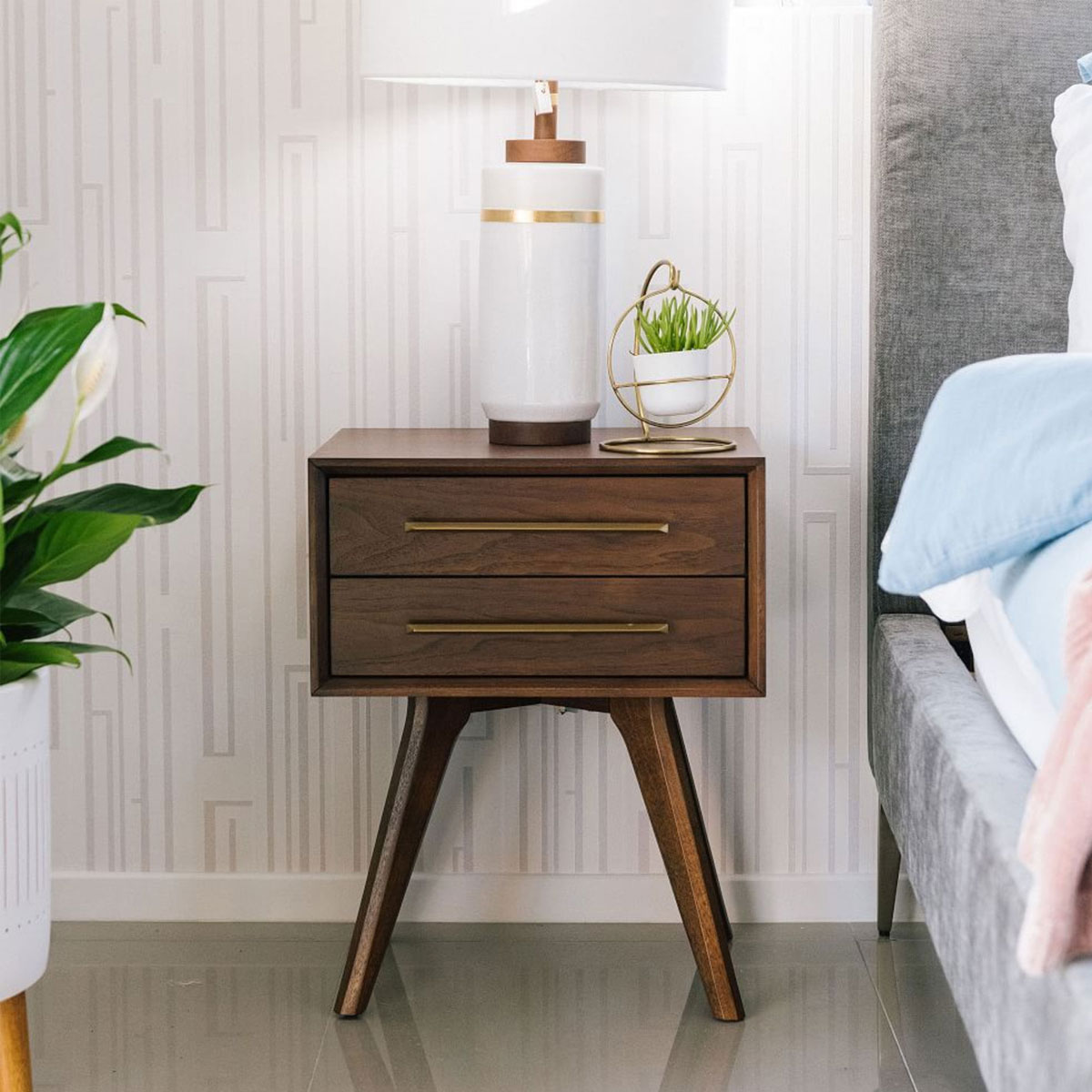 Kivona Modern Wooden Nightstand Kivona Modern Wooden Nightstand